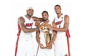 开云体育平台-LOL赛季高光操作震撼观众，mlxg高光比赛